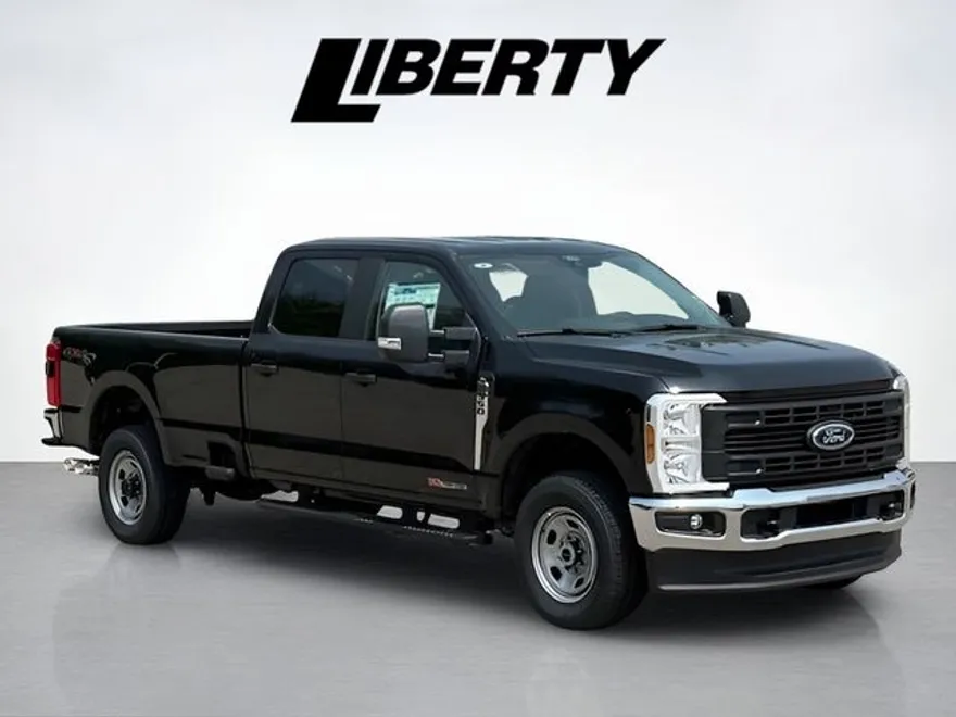 2025 Ford F-350 XL photo 1