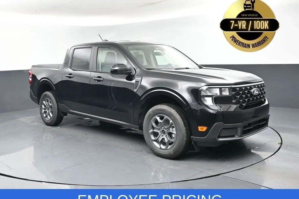 2025 Ford Maverick XLT photo 1