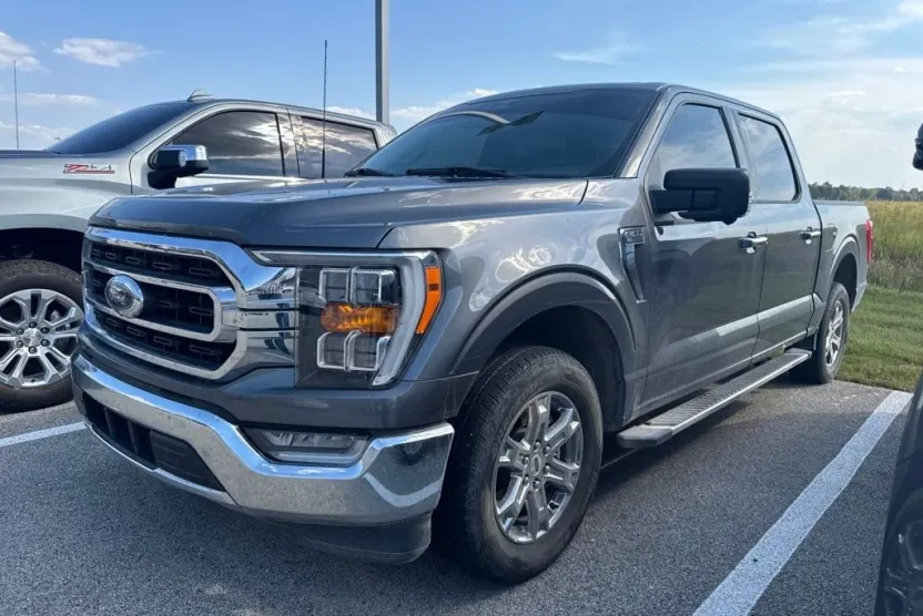 2023 Ford F-150 XLT photo 1