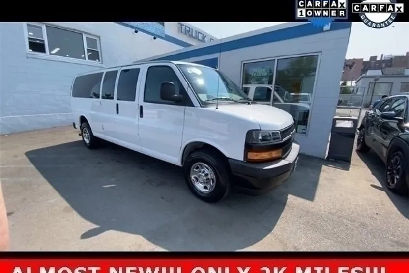 2024 Chevrolet Express Passenger 3500 Van photo 1