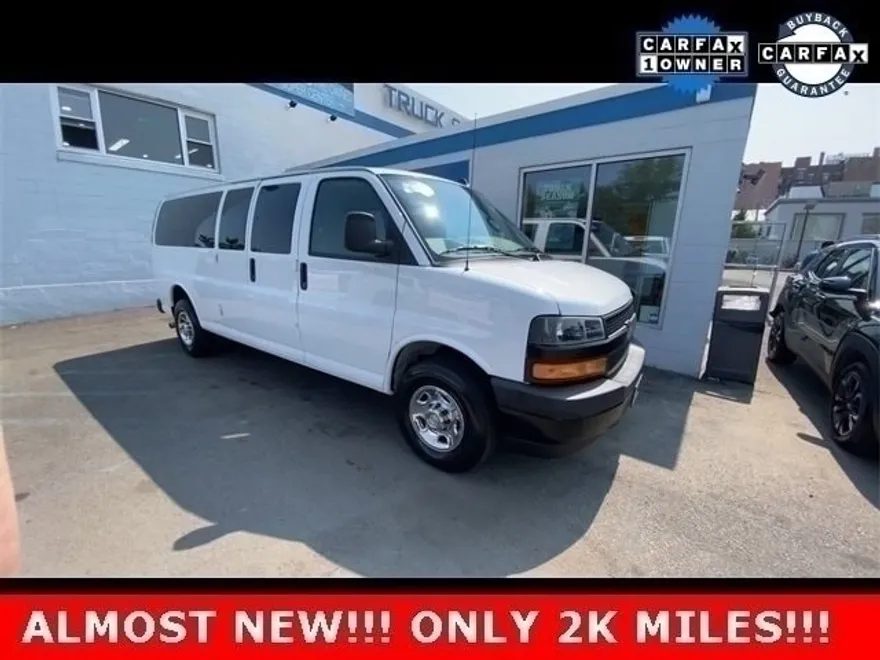2024 Chevrolet Express Passenger 3500 Van photo 1