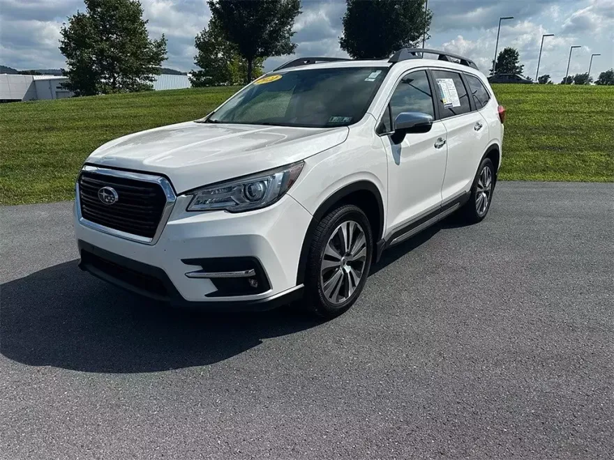 2022 Subaru Ascent Touring photo 1