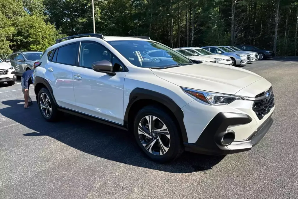 2024 Subaru Crosstrek Premium photo 1