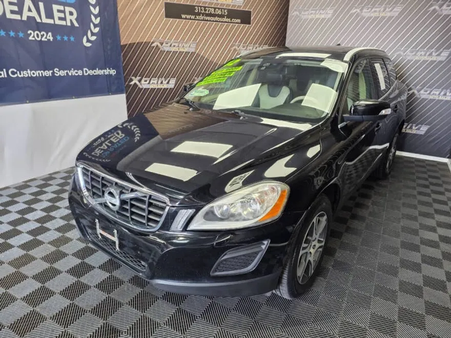 2012 Volvo XC60 T6 Platinum photo 1