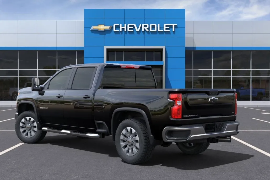 2025 Chevrolet Silverado 2500HD LT photo 1