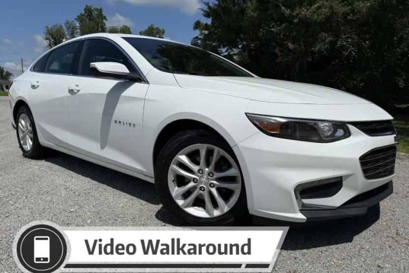 2018 Chevrolet Malibu 1LT photo 1