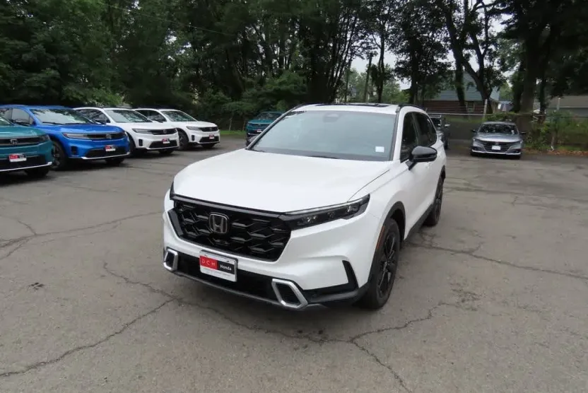 2026 Honda CR-V Hybrid Sport Touring photo 1