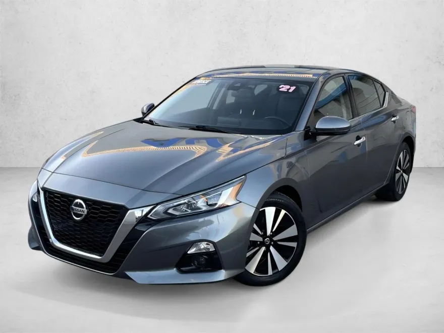 2021 Nissan Altima 2.5 SL photo 1