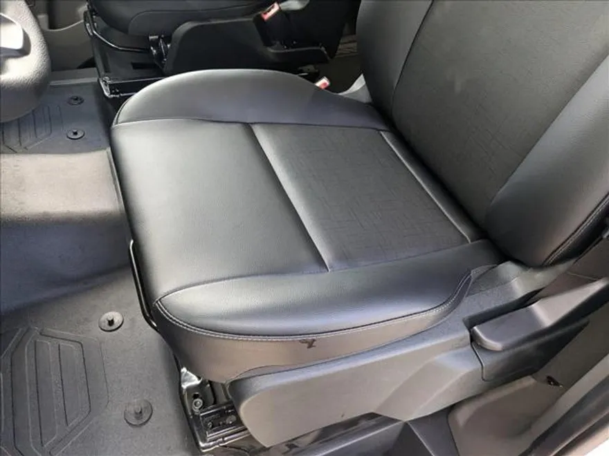 2025 Ford Transit photo 1