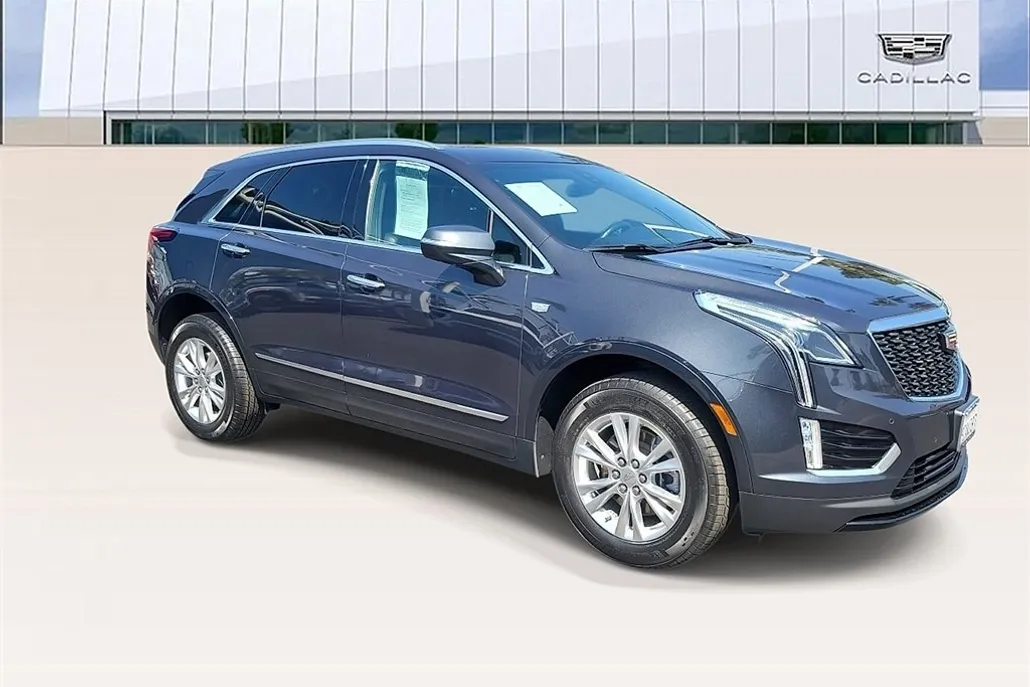 2023 Cadillac XT5 Luxury photo 1