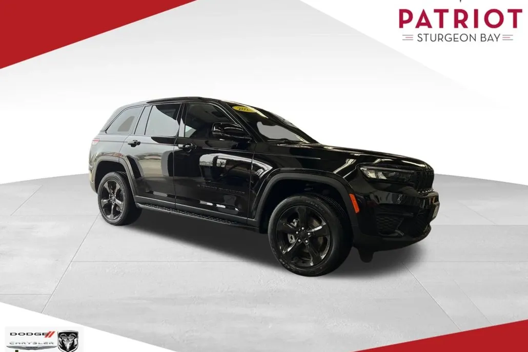 2025 Jeep Grand Cherokee Altitude photo 1