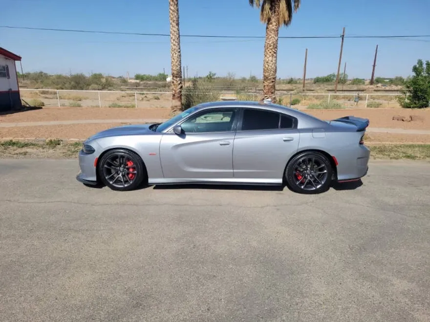 2018 Dodge Charger R/T Scat Pack photo 1