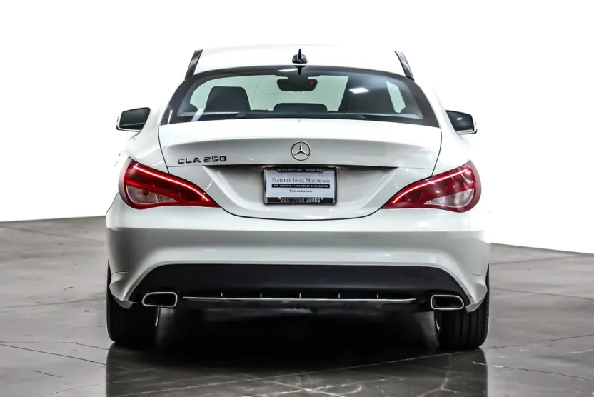 2015 Mercedes Benz CLA 250 photo 1
