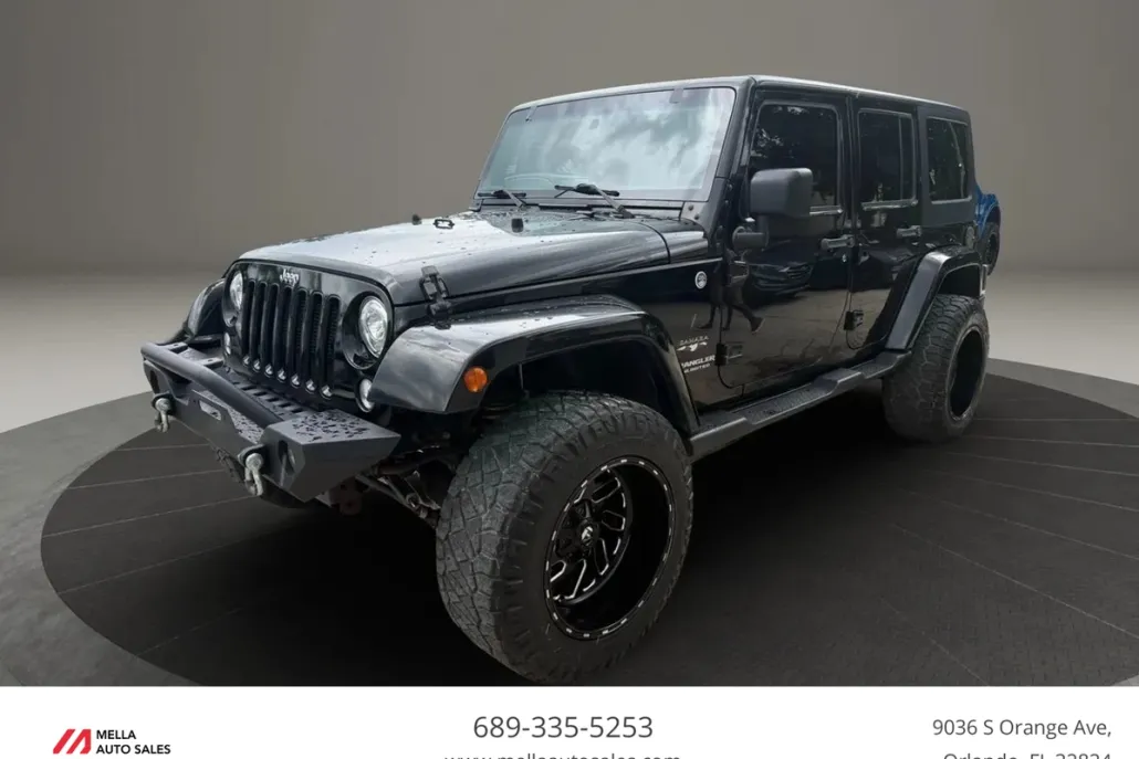 2017 Jeep Wrangler Unlimited Sahara Sport photo 1