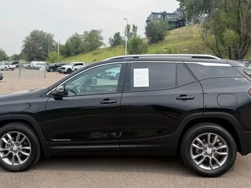 2023 Gmc Terrain SLT photo 1