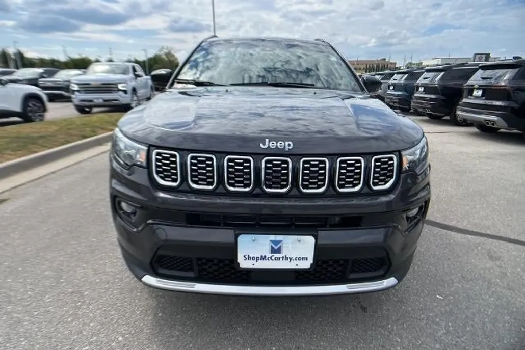 2024 Jeep Compass Limited photo 1