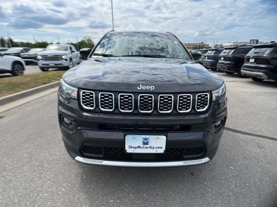 2024 Jeep Compass Limited photo 1