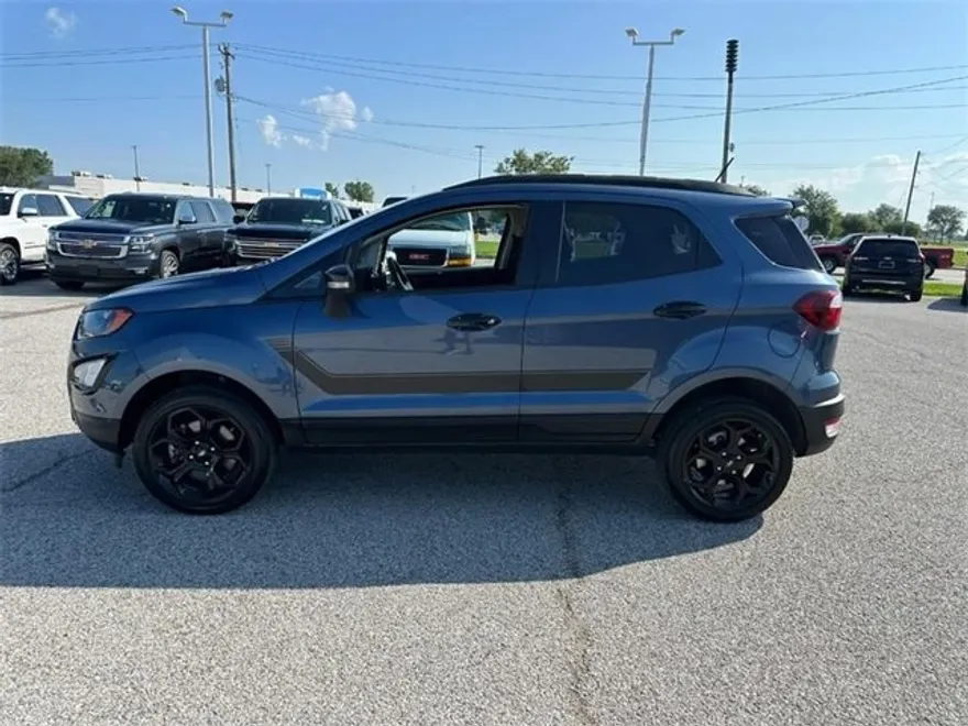 2022 Ford EcoSport SES photo 1