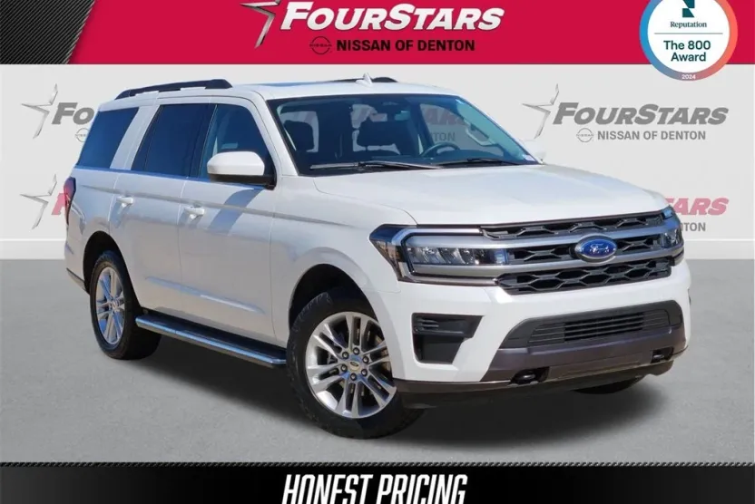 2022 Ford Expedition XLT photo 1