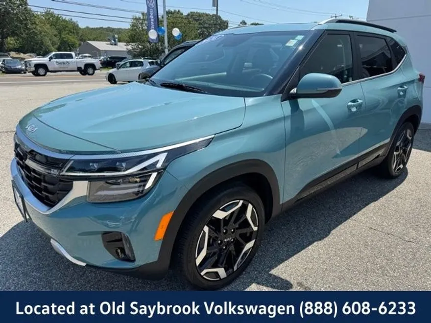 2024 Kia Seltos SX photo 1