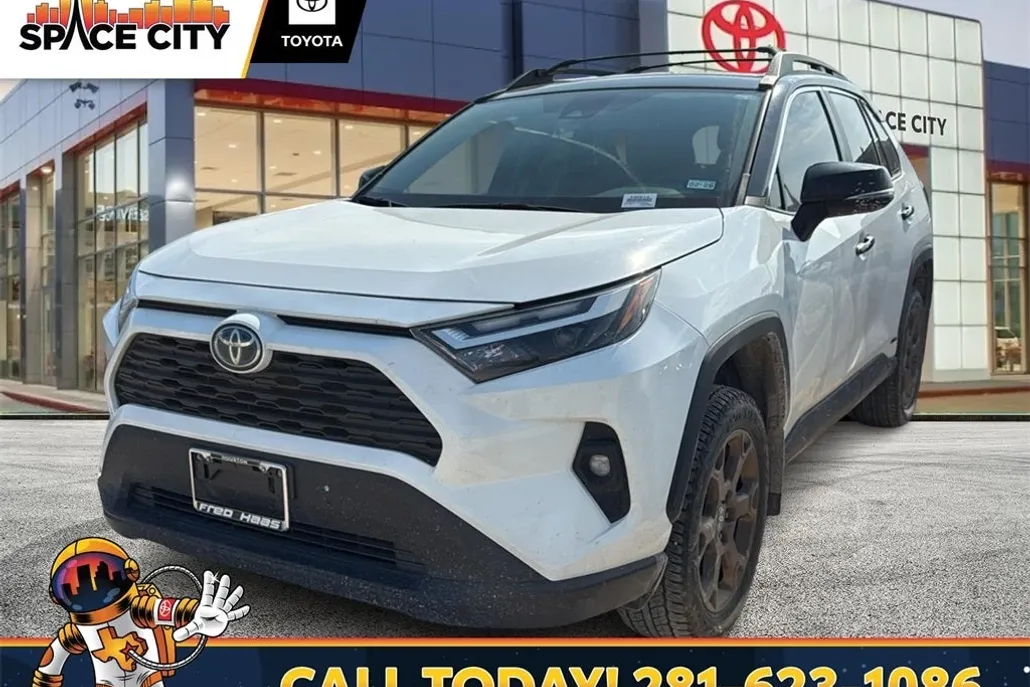 2024 Toyota RAV4 Hybrid photo 1