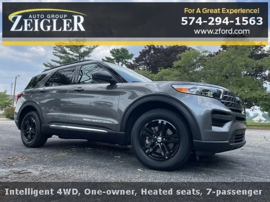 2023 Ford Explorer XLT photo 1