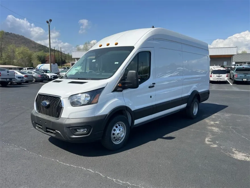 2024 Ford Transit photo 1