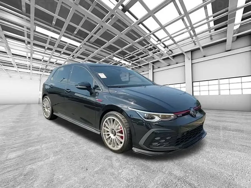2024 Volkswagen Golf GTI 380 S photo 1