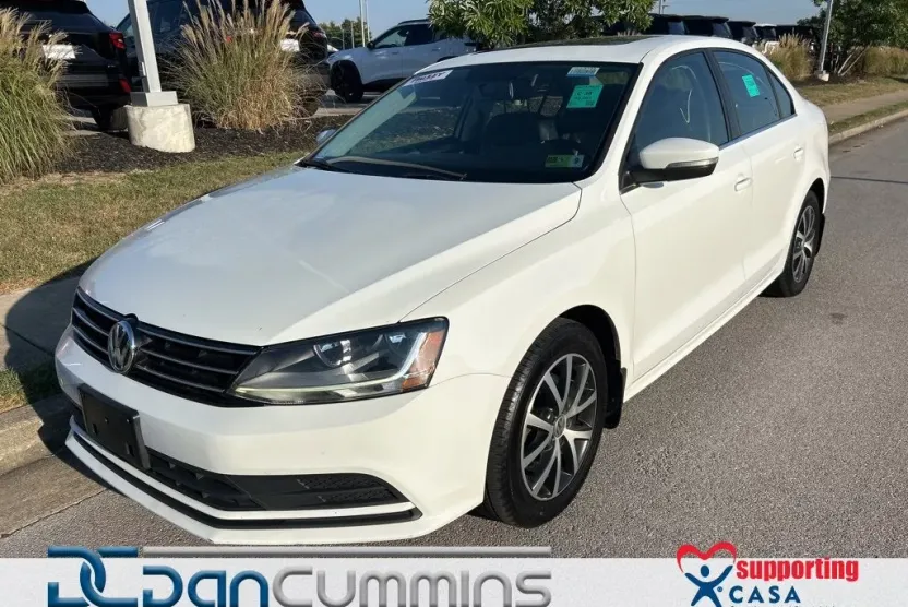 2017 Volkswagen Jetta 1.4T SE photo 1