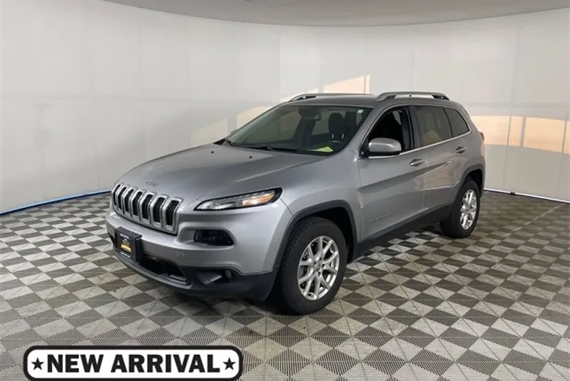 2015 Jeep Cherokee Latitude photo 1
