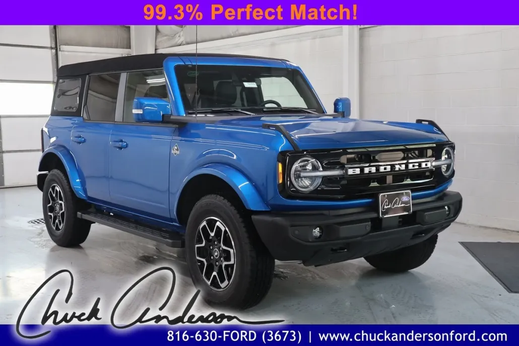 2024 Ford Bronco Outer Banks photo 1