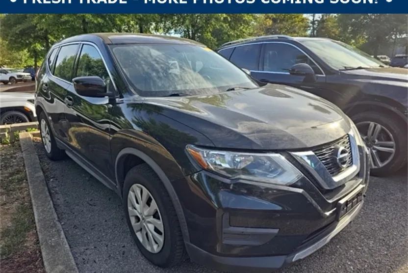 2017 Nissan Rogue S photo 1