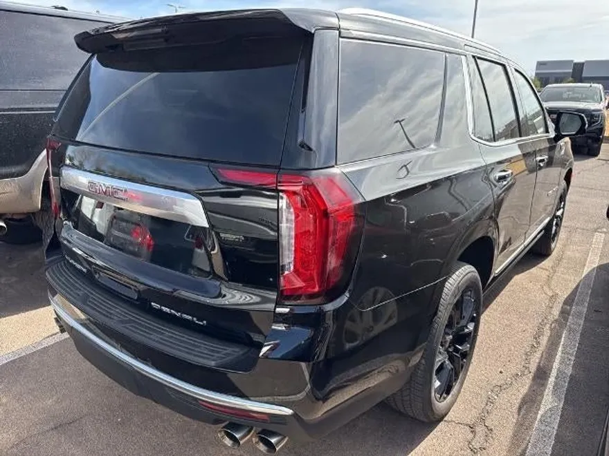 2022 Gmc Yukon Denali photo 1