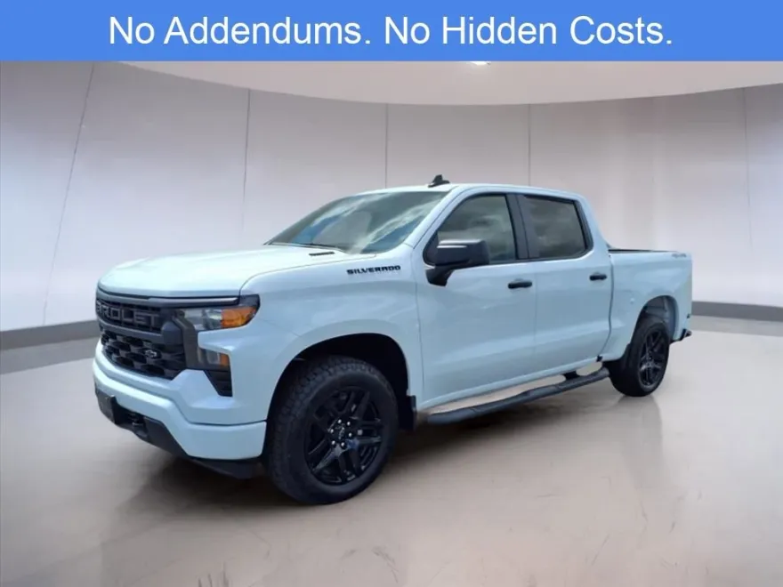 2025 Chevrolet Silverado 1500 Custom photo 1