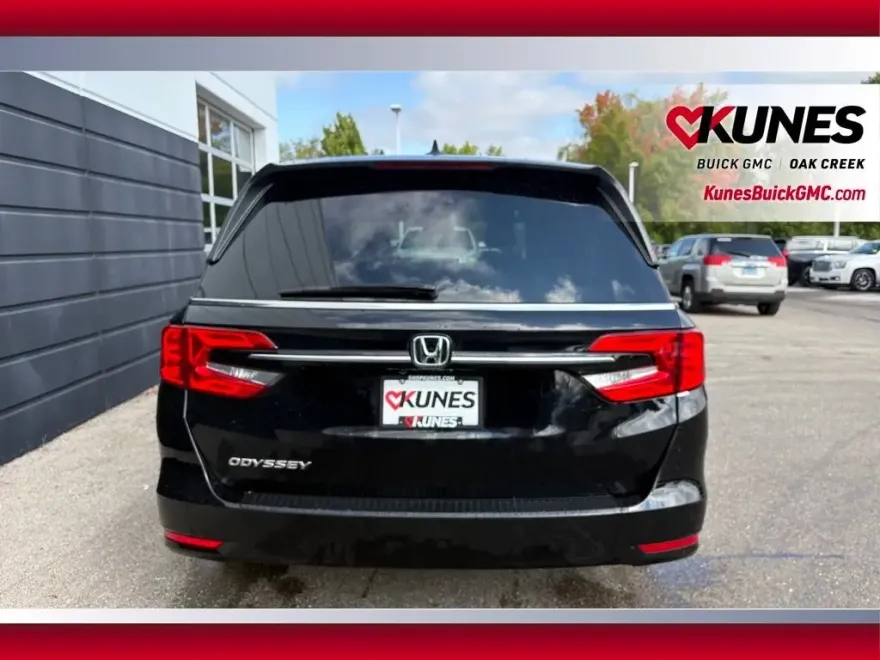 2024 Honda Odyssey EX-L photo 1