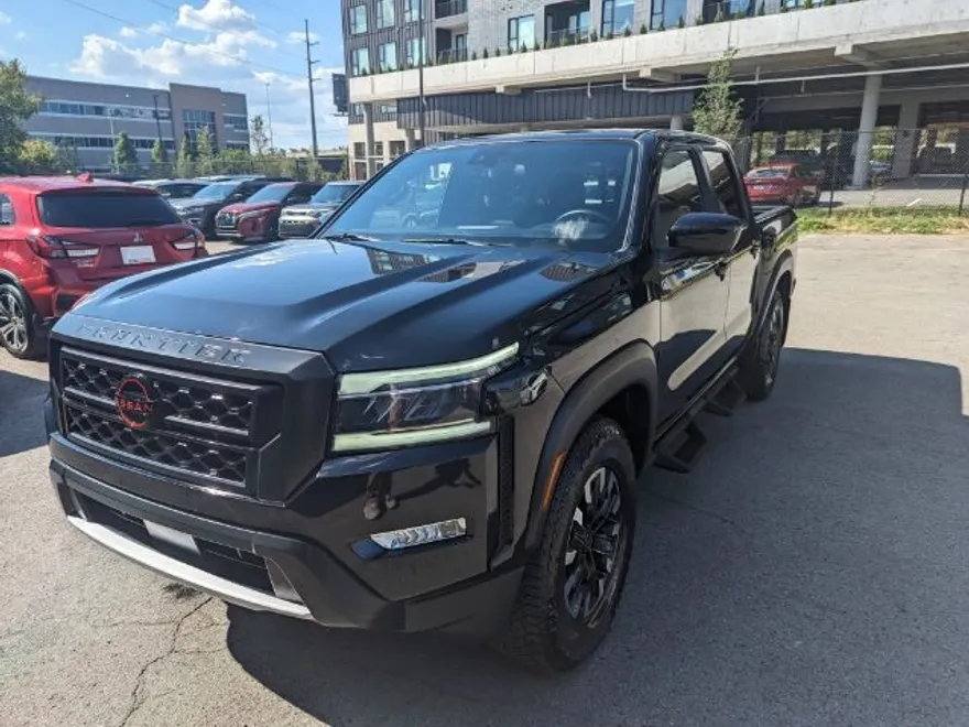 2023 Nissan Frontier PRO-X photo 1
