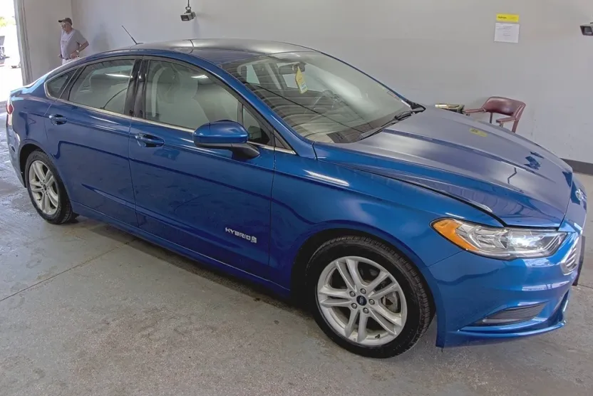 2018 Ford Fusion Hybrid S photo 1