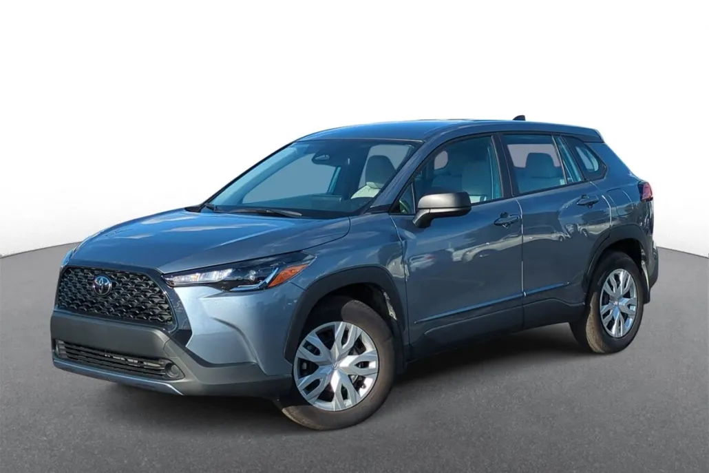 2025 Toyota Corolla Cross L photo 1