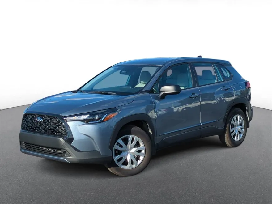 2025 Toyota Corolla Cross L photo 1