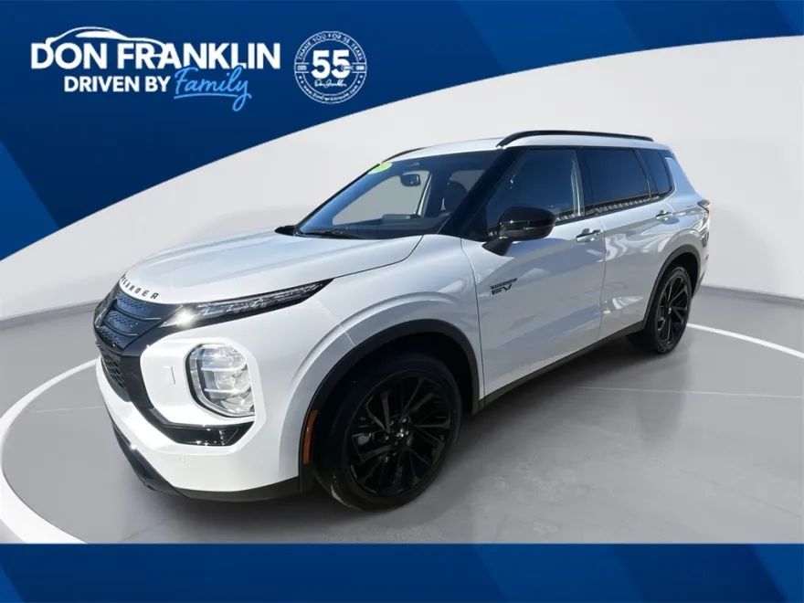2025 Mitsubishi Outlander PHEV SEL Black Edition photo 1