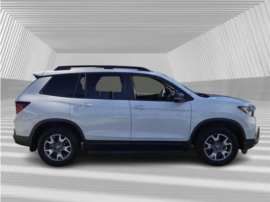 2022 Honda Passport TrailSport photo 1