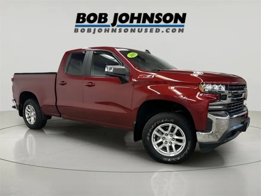 2019 Chevrolet Silverado 1500 LT photo 1