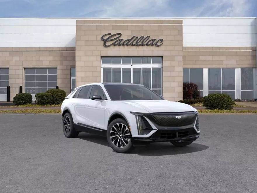 2026 Cadillac Lyriq Sport photo 1
