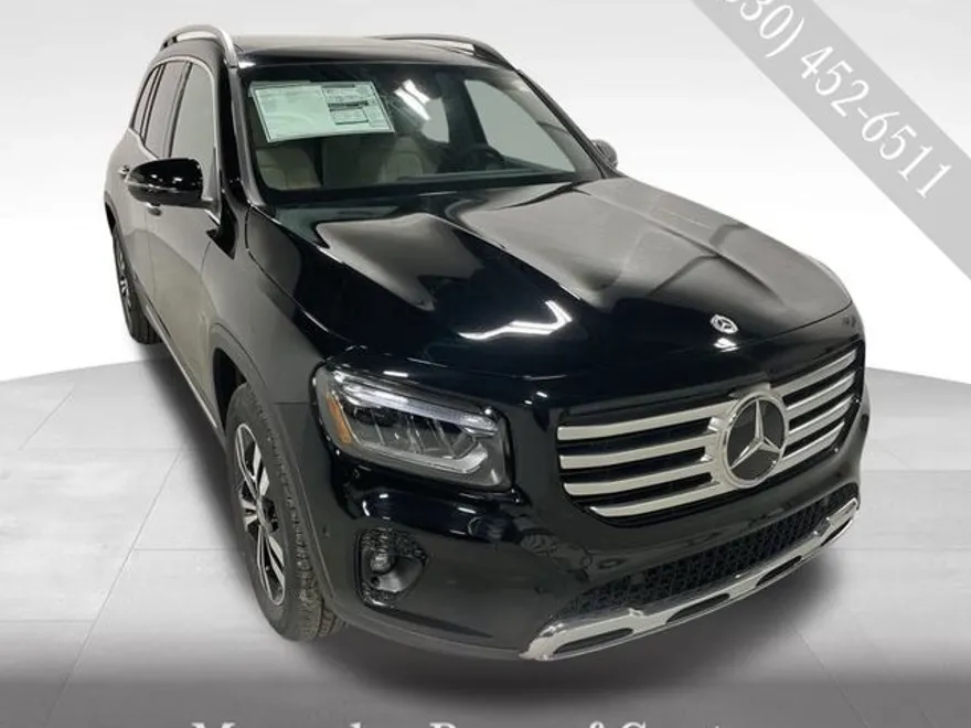 2025 Mercedes Benz GLB 250 4MATIC photo 1