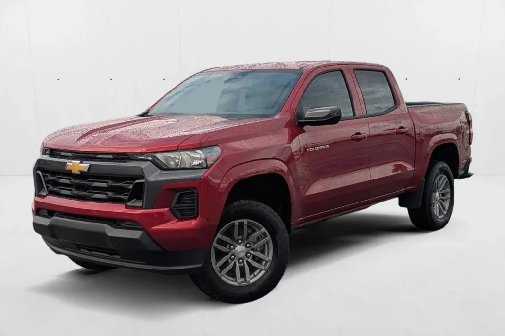 2026 Chevrolet Colorado LT photo 1