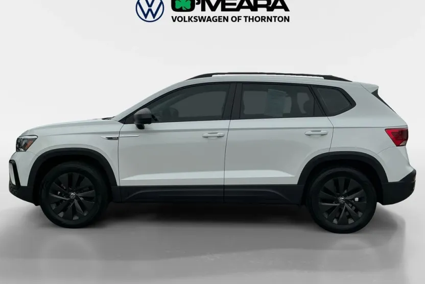 2022 Volkswagen Taos S photo 1