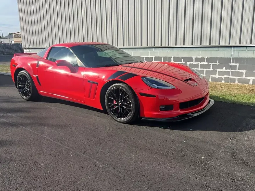 2011 Chevrolet Corvette Grand Sport Coupe photo 2