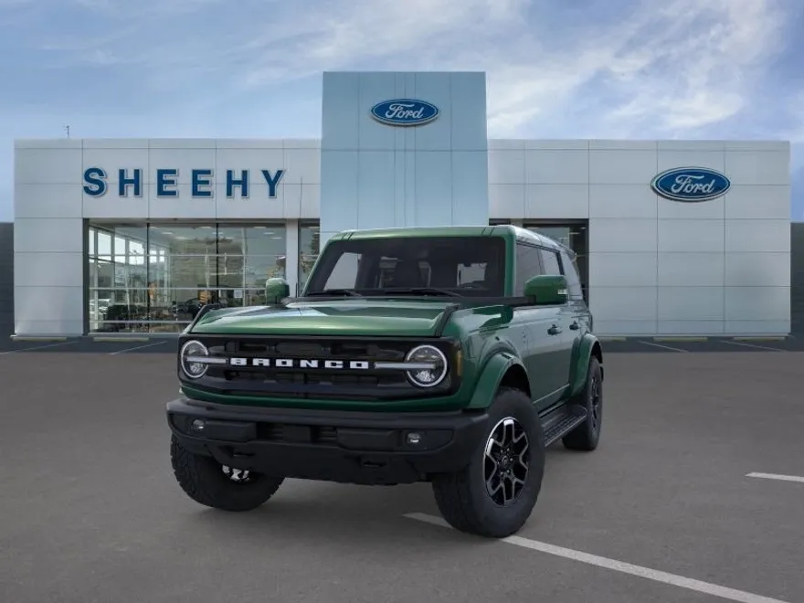 2025 Ford Bronco Outer Banks photo 1