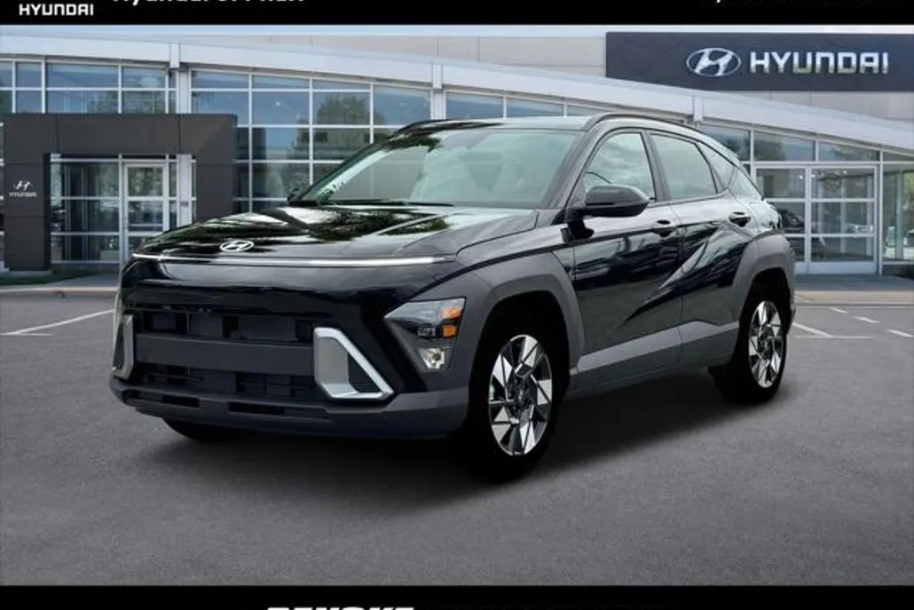 2025 Hyundai Kona SEL photo 1