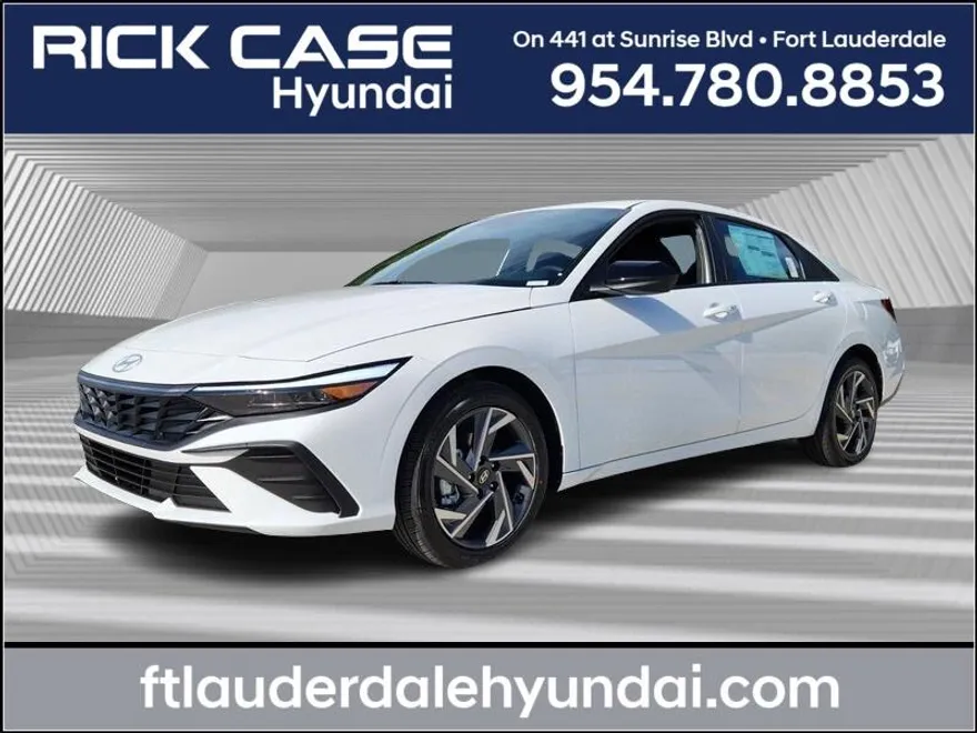 2025 Hyundai Elantra SEL Sport photo 1